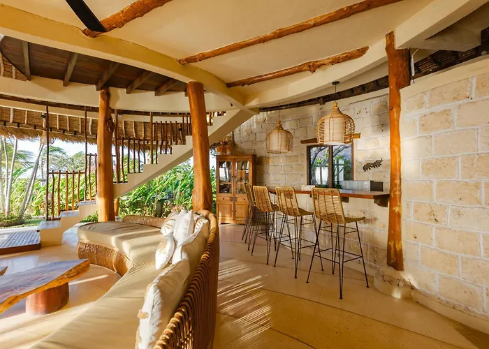 Three-bedroom With Private Pool At La Joya Balangan * ジンバラン