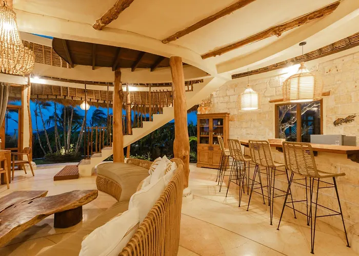 Three-bedroom With Private Pool At La Joya Balangan * ジンバラン