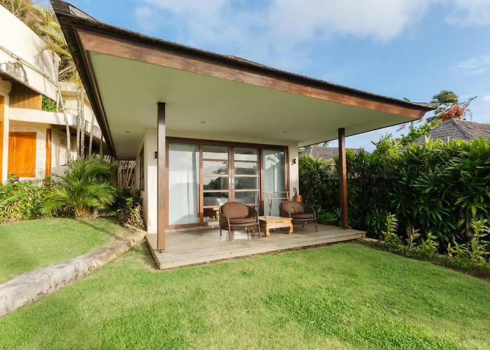 Three-bedroom With Private Pool At La Joya Balangan *
